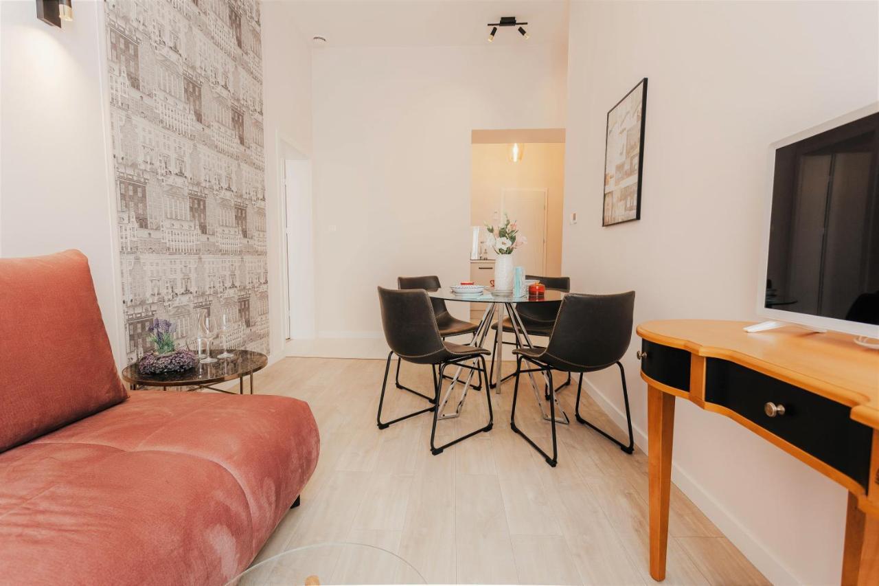 Delux Apartament Oldtown Kochanowskiego 30 Krasków Εξωτερικό φωτογραφία