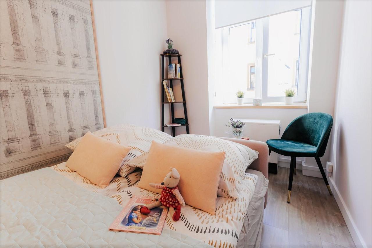 Delux Apartament Oldtown Kochanowskiego 30 Krasków Εξωτερικό φωτογραφία